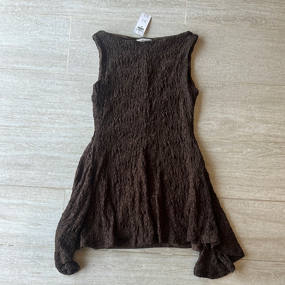 NEW Abercrombie Brown Textured lace Dress size small